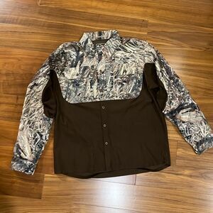Drake water fowl system hunting men’s button down shirt size large